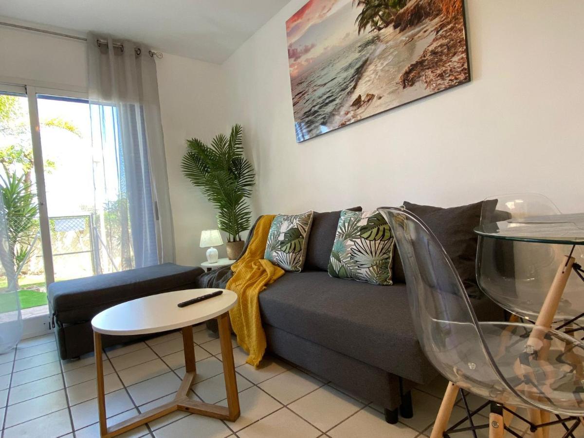 Apartment Palmas De Coco Playa Flamenca Exterior photo